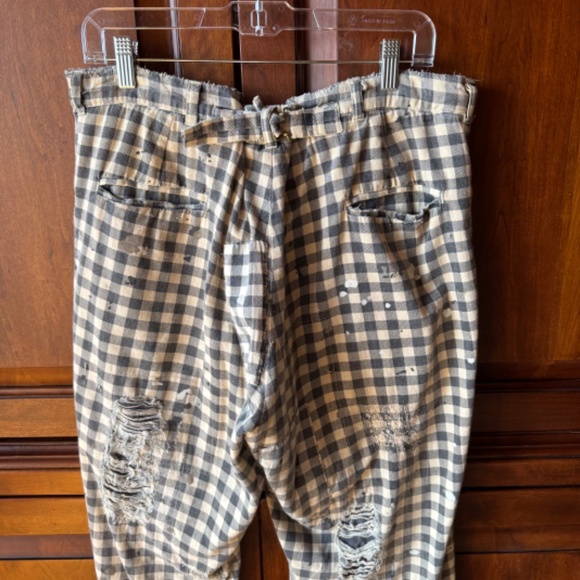 Magnolia Pearl Bobbie Trousers in Domino - Picture 13 of 16